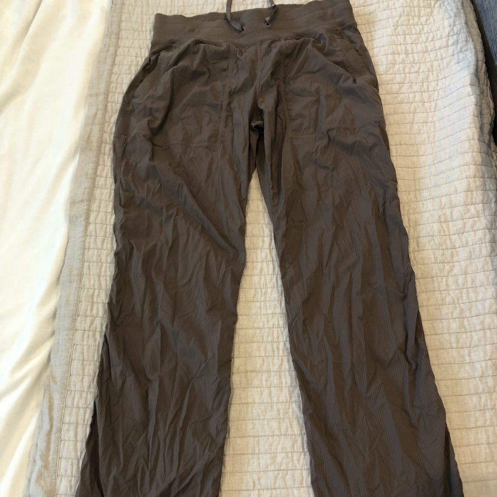 Lululemon studio pant III unlined reg. Cool cocoa